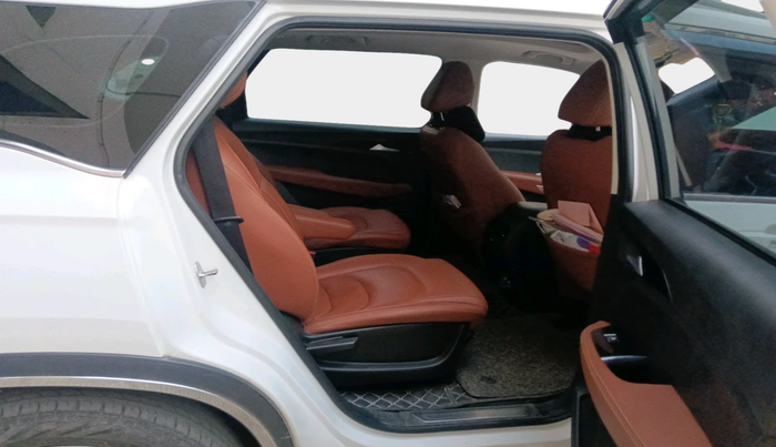 2022 MG HECTOR PLUS SHARP 1.5 PETROL TURBO HYBRID MT 6-STR, Petrol, Manual, 91,798 km, interior