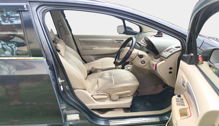 2014 Maruti Ertiga ZDI, Diesel, Manual, 98,951 km, interior