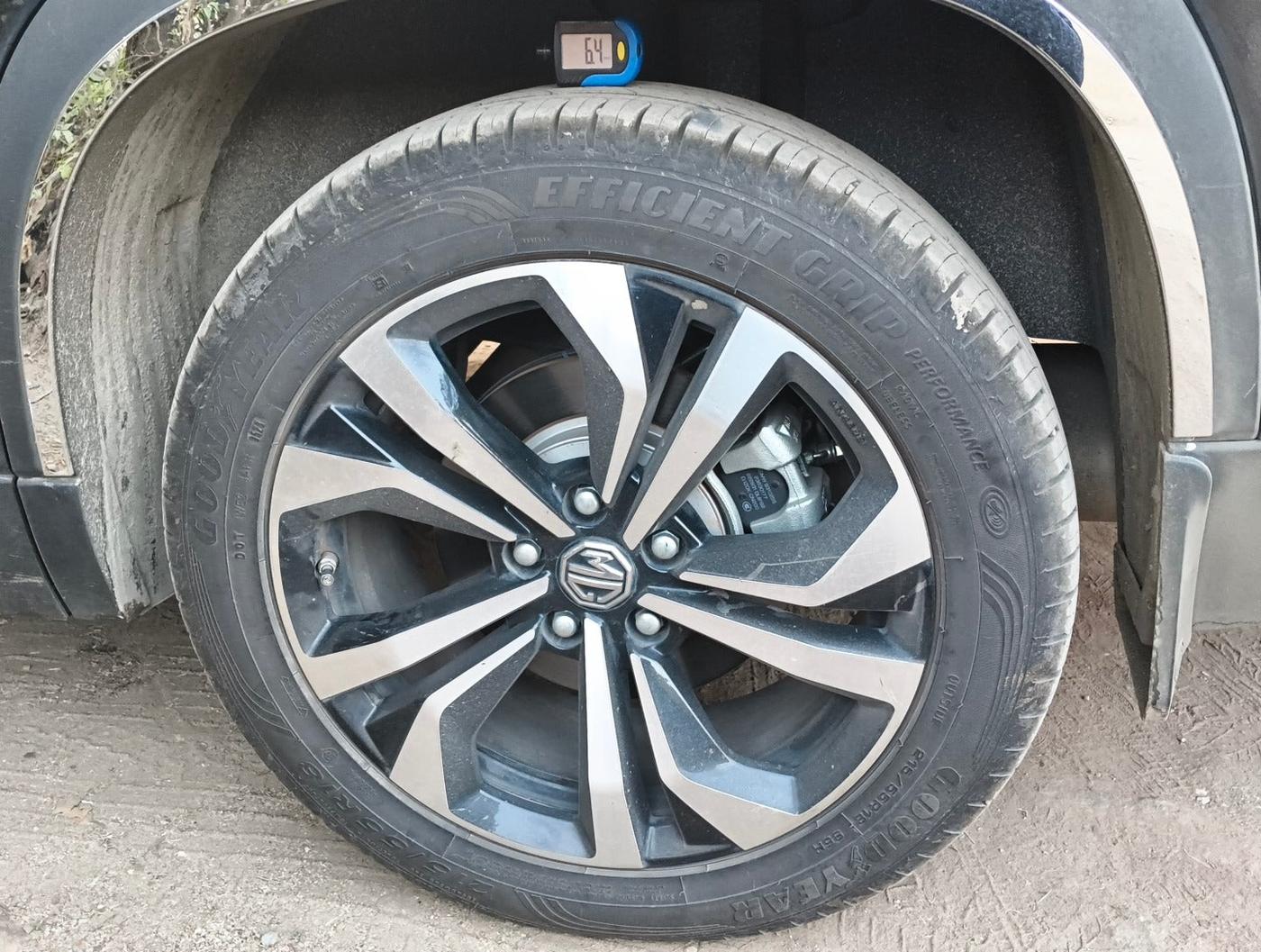 2023 MG HECTOR SAVVY PRO 1.5 TURBO CVT PETROL, Petrol, Automatic, 6,346 km, tyre