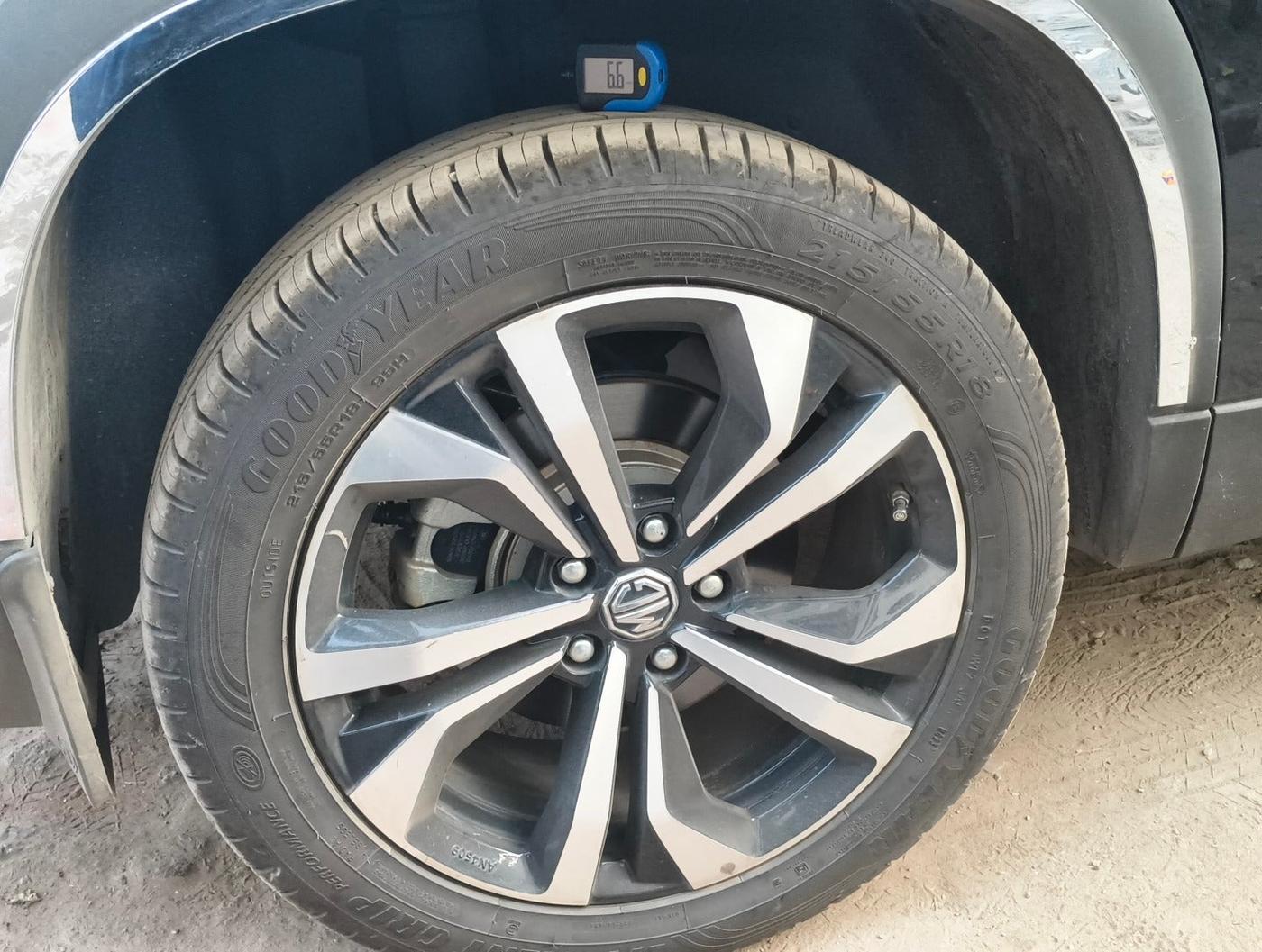 2023 MG HECTOR SAVVY PRO 1.5 TURBO CVT PETROL, Petrol, Automatic, 6,346 km, tyre