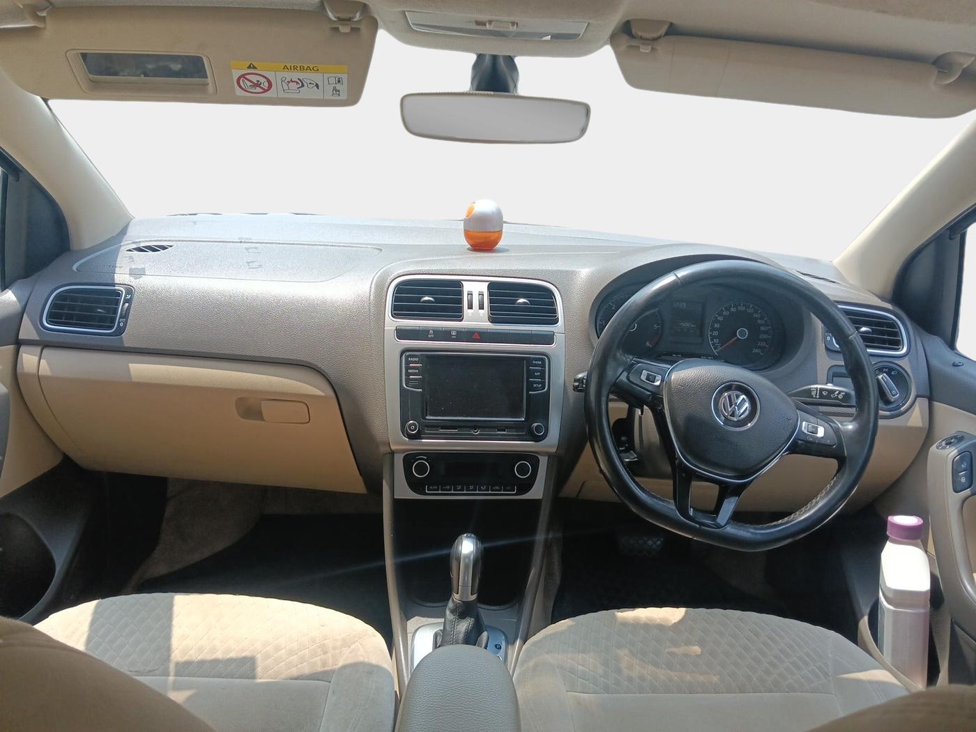 2018 Volkswagen Vento HIGHLINE PLUS 1.5 AT 16 ALLOY, Diesel, Automatic, 45,886 km, interior