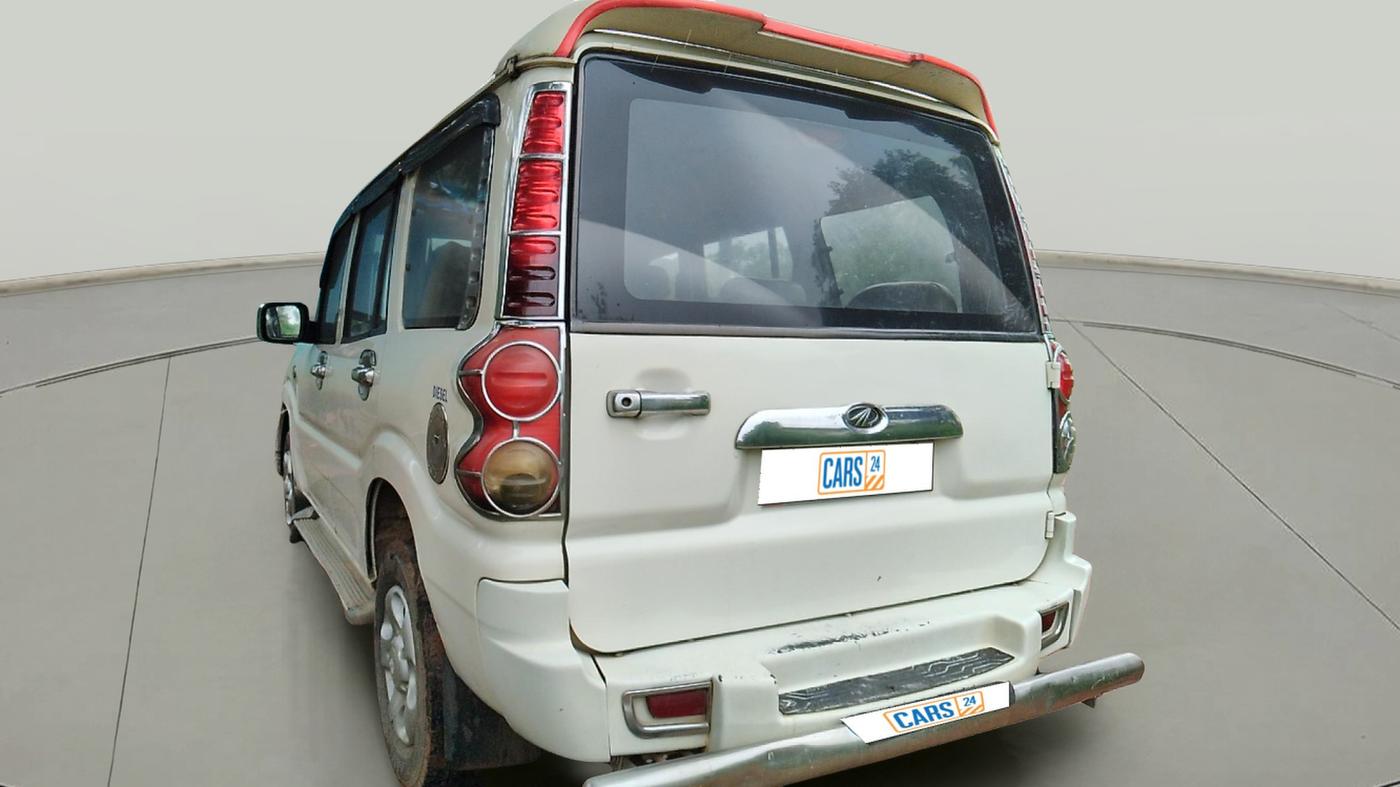 2014 Mahindra Scorpio EX M2DI, Diesel, Manual, 1,35,399 km, exterior