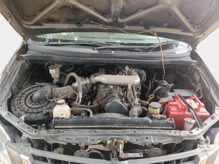2012 Toyota Innova 2.5 G2 8STR, Diesel, Manual, 1,95,000 km, exterior