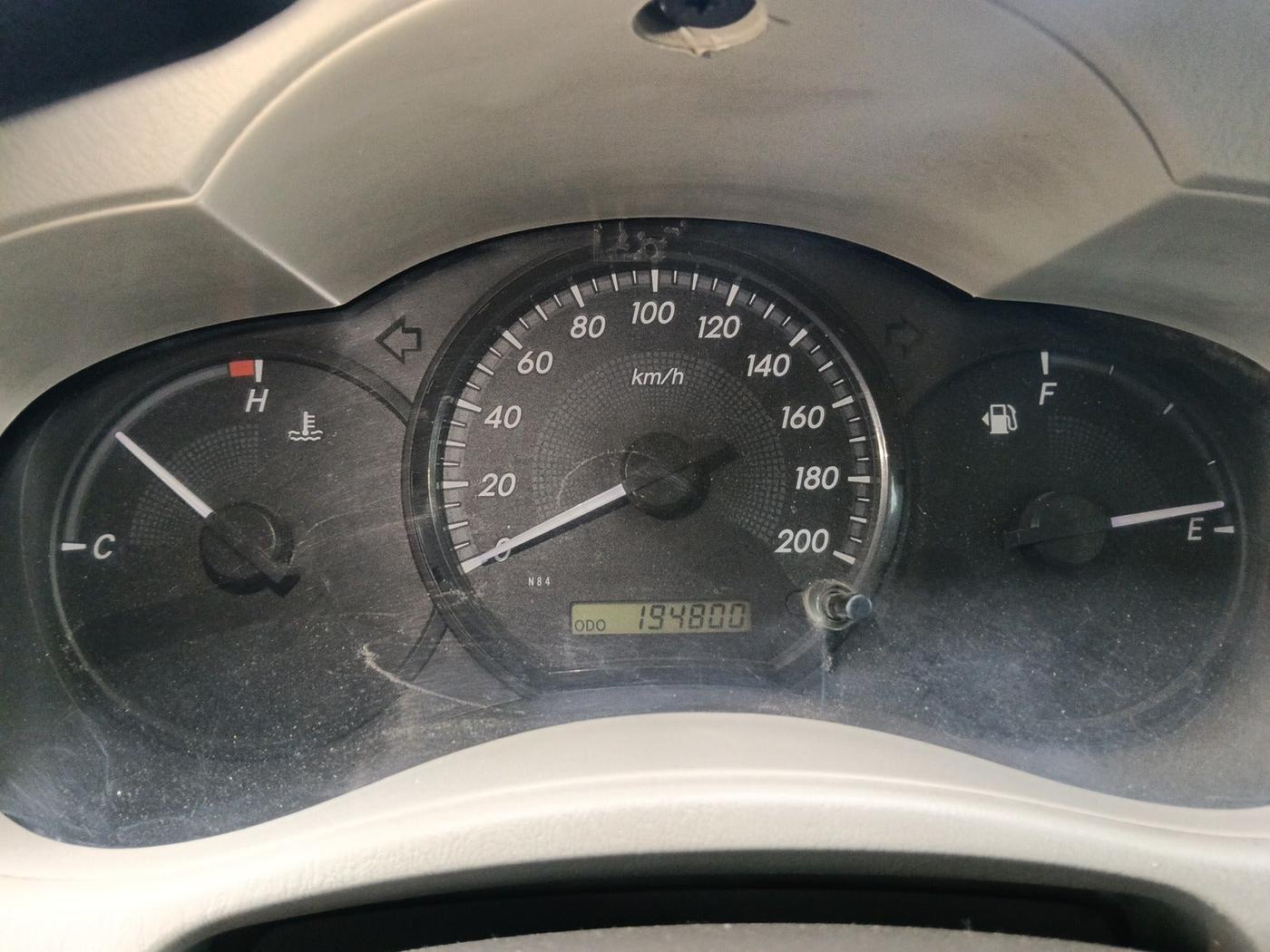 2012 Toyota Innova 2.5 G2 8STR, Diesel, Manual, 1,95,000 km, interior