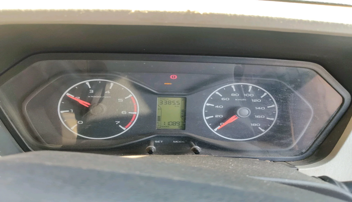 2015 Mahindra Scorpio S4, Diesel, Manual, 1,10,897 km, interior