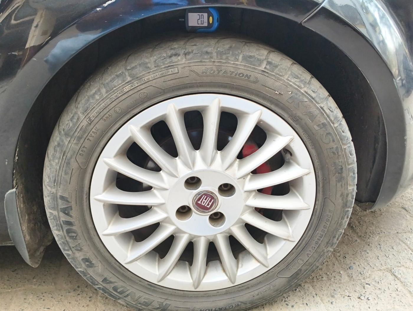 2013 Fiat Linea EMOTION PK 1.3 MJD, Diesel, Manual, 97,769 km, tyre