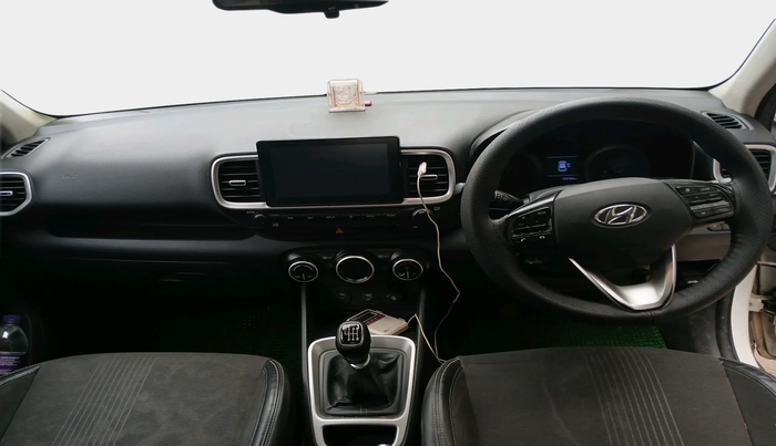2019 Hyundai VENUE SX(O) 1.4 CRDI, Diesel, Manual, 1,52,123 km, interior