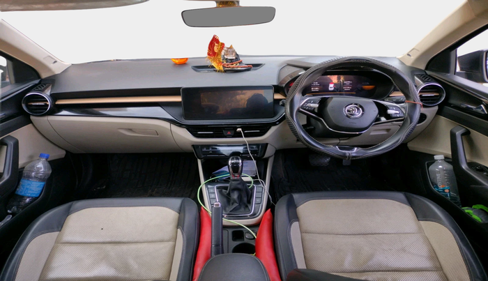 2022 Skoda SLAVIA STYLE 1.0L TSI AT, Petrol, Automatic, 66,370 km, interior