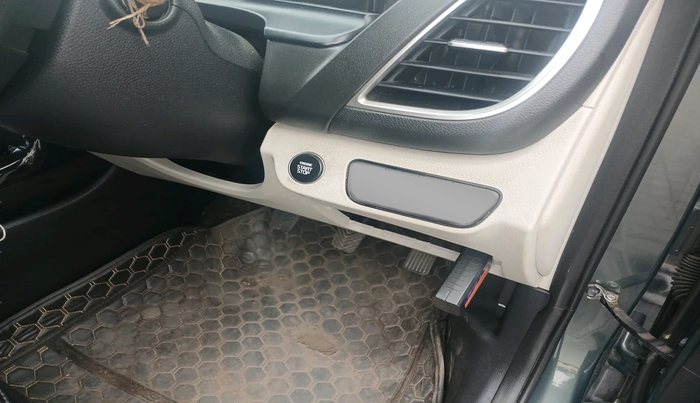 2023 KIA SELTOS  HTX 1.5 PETROL MT, Petrol, Manual, 39,859 km, interior