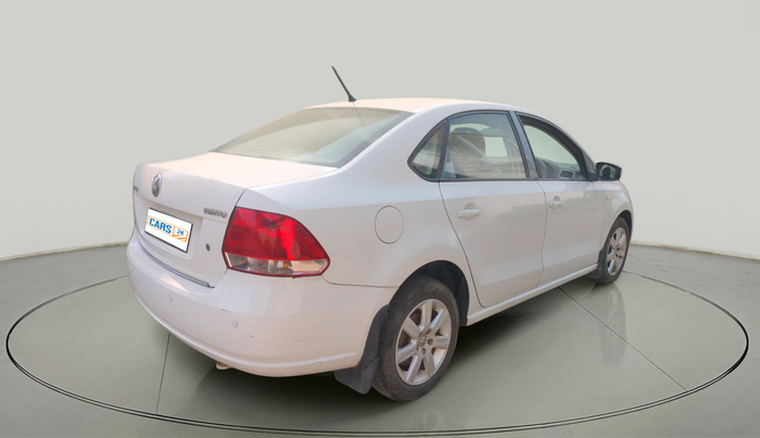 2011 Volkswagen Vento HIGHLINE 1.6 MPI, Petrol, Manual, 34,119 km, exterior