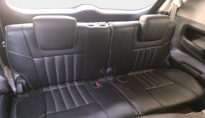 2017 Toyota Innova Crysta 2.4 GX 8 STR, Diesel, Manual, 1,95,099 km, interior