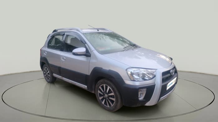 2015 Toyota Etios CROSS 1.5 V, Petrol, Manual, 77,952 km, exterior