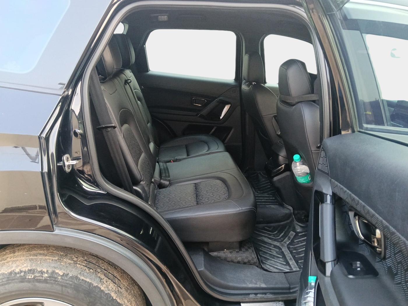 2022 Tata Safari XZA PLUS DARK EDITION, Diesel, Automatic, 73,930 km, interior
