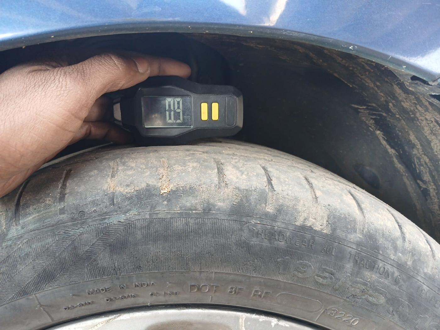 2017 Maruti Baleno ZETA CVT PETROL 1.2, Petrol, Automatic, 44,712 km, tyre