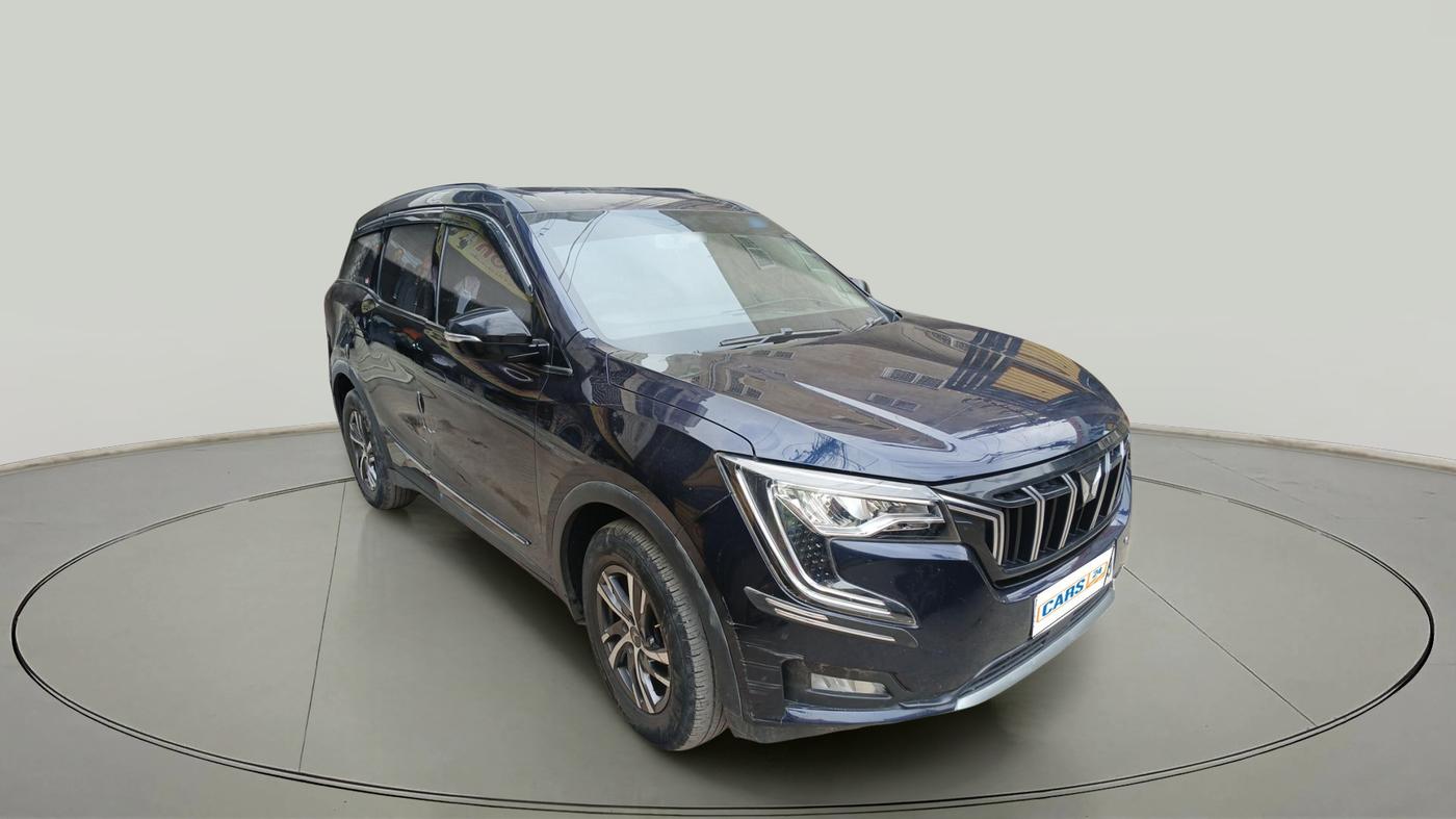 2022 Mahindra XUV700 AX 5 P MT 5 STR, Petrol, Manual, 72,417 km, exterior