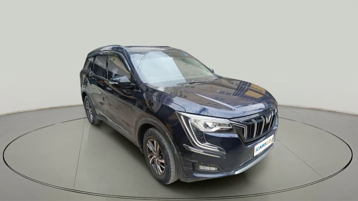 2022 Mahindra XUV700 AX 5 P MT 5 STR, Petrol, Manual, 72,417 km, exterior