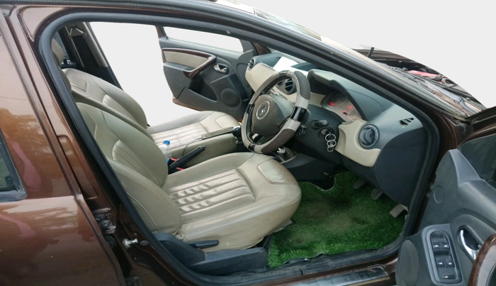 2015 Renault Duster 110 PS RXZ DIESEL, Diesel, Manual, 1,14,311 km, interior