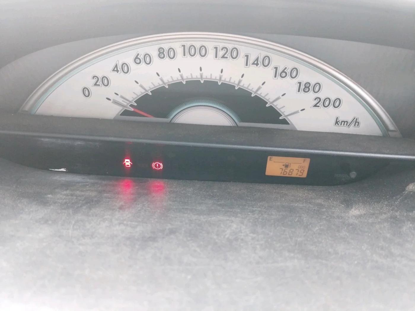 2011 Toyota Etios Liva G, Petrol, Manual, 76,933 km, interior