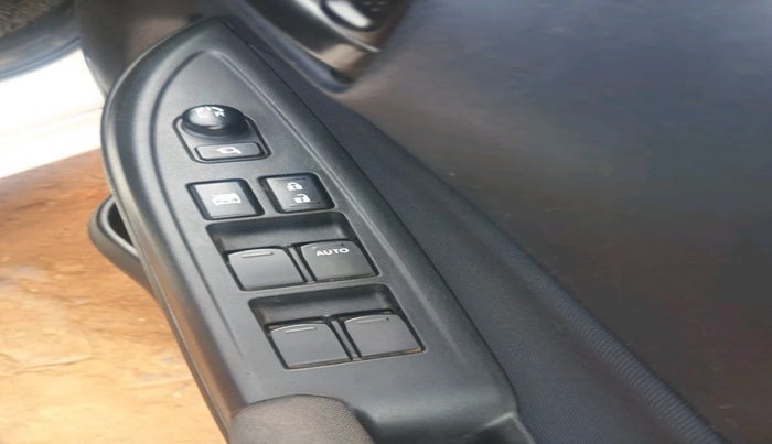 2023 Maruti Baleno DELTA PETROL 1.2, Petrol, Manual, 23,936 km, interior