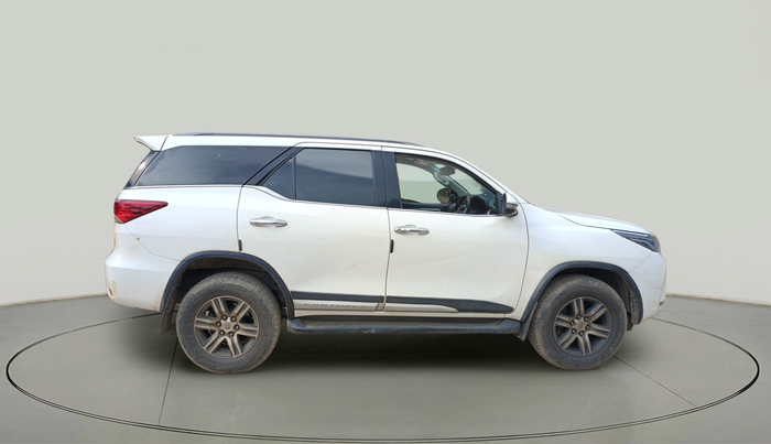 2018 Toyota Fortuner 2.8 4X2 AT, Diesel, Automatic, 1,80,741 km, exterior