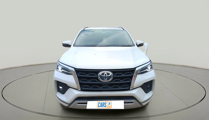2018 Toyota Fortuner 2.8 4X2 AT, Diesel, Automatic, 1,80,741 km, exterior