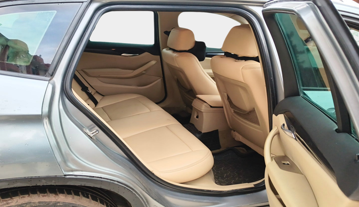 2011 BMW X1 SDRIVE 18I, Petrol, Automatic, 1,06,524 km, interior