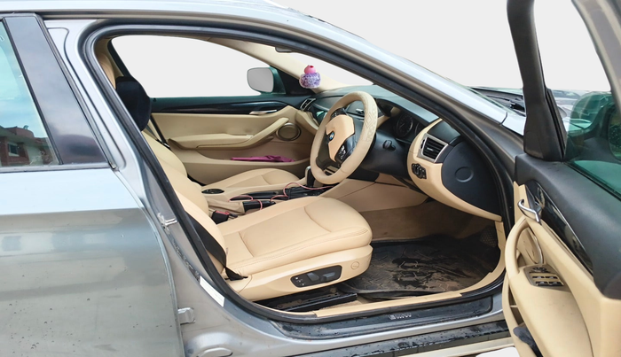 2011 BMW X1 SDRIVE 18I, Petrol, Automatic, 1,06,524 km, interior
