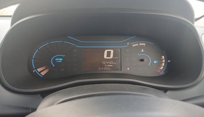 2021 Renault Kwid RXT 1.0 (O), Petrol, Manual, 15,440 km, interior