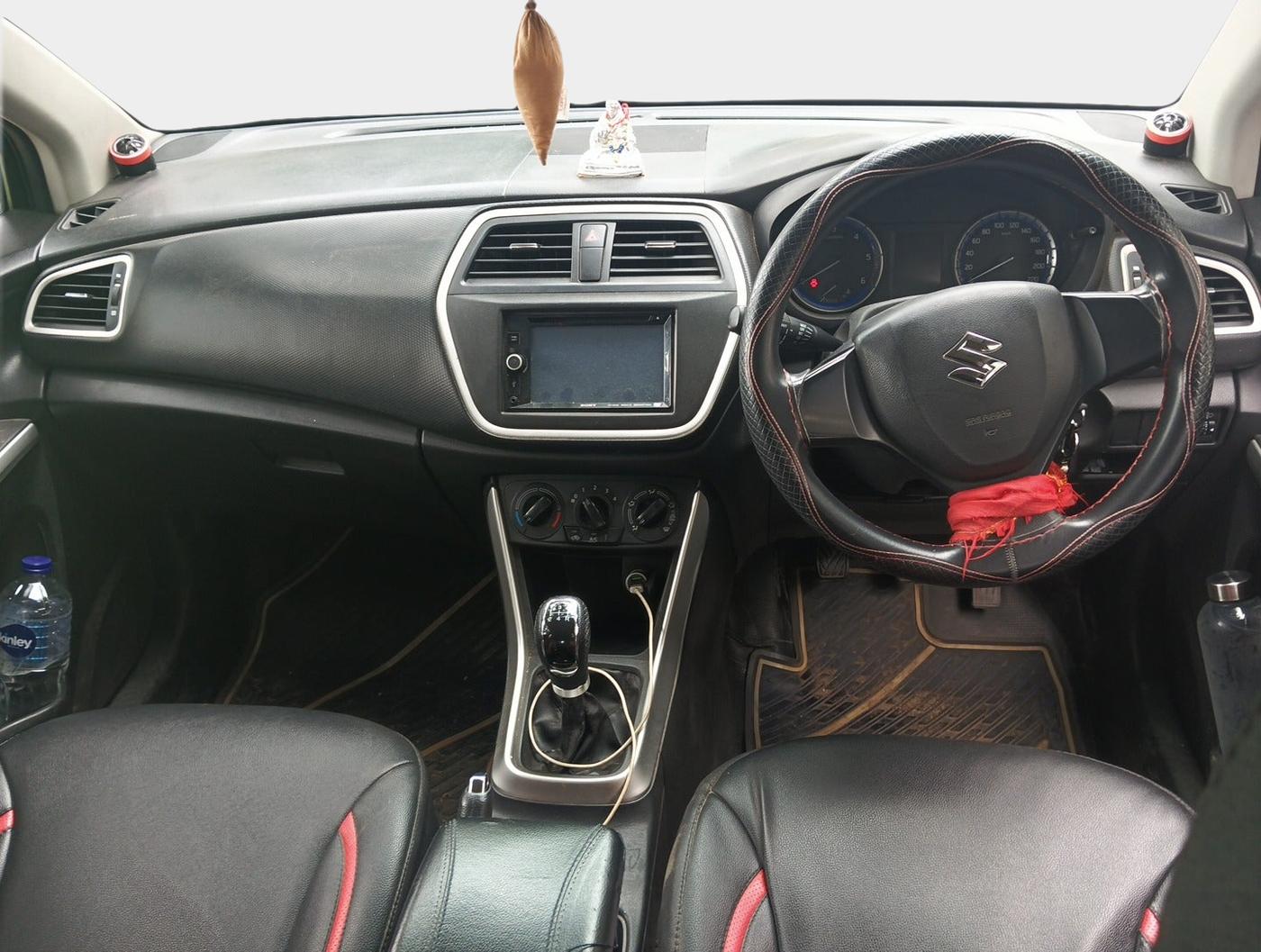 2017 Maruti S Cross SIGMA 1.3, Diesel, Manual, 97,640 km, interior