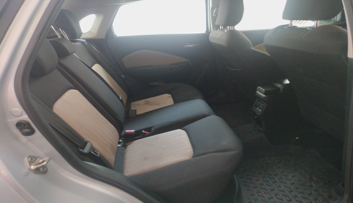 2024 Toyota Glanza V, Petrol, Manual, 16,415 km, interior