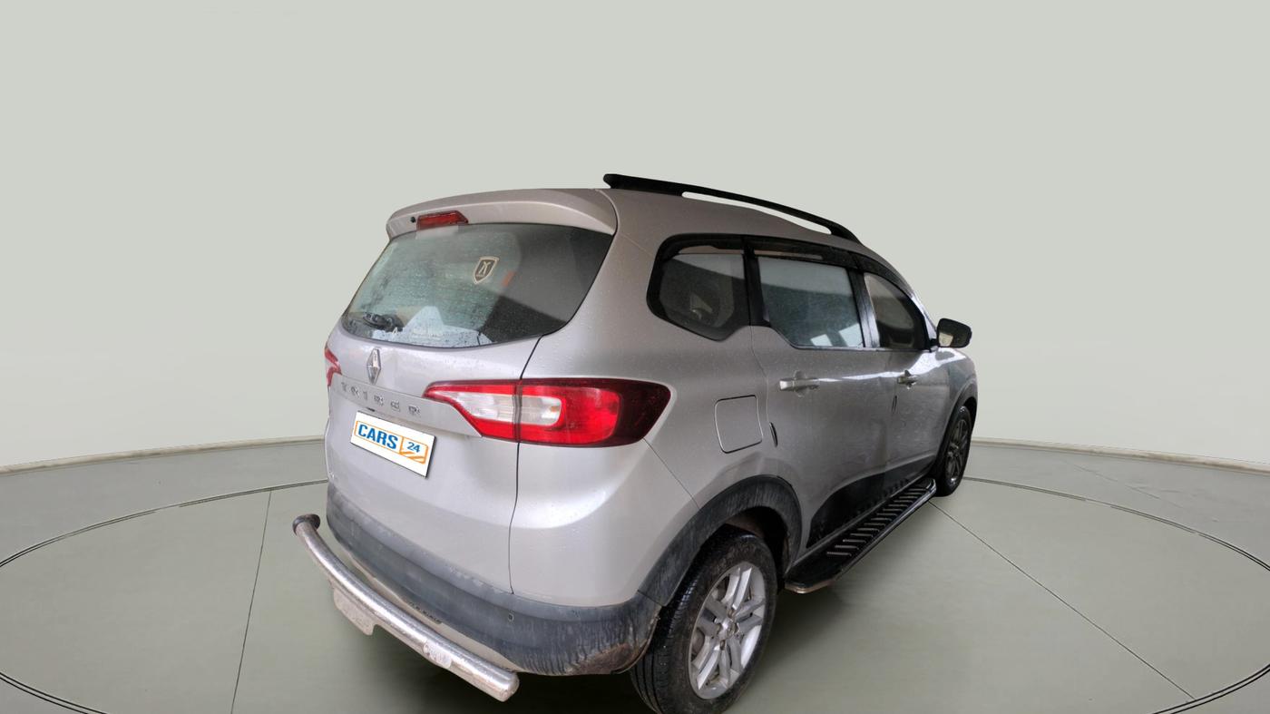 2022 Renault TRIBER RXZ, Petrol, Manual, 67,739 km, exterior