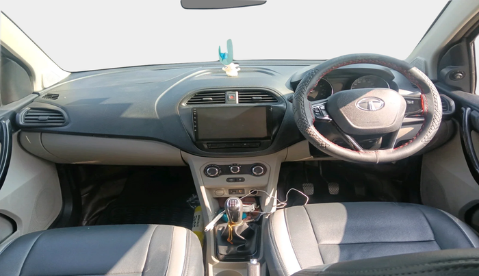 2019 Tata Tiago XZ PETROL, Petrol, Manual, 67,612 km, interior