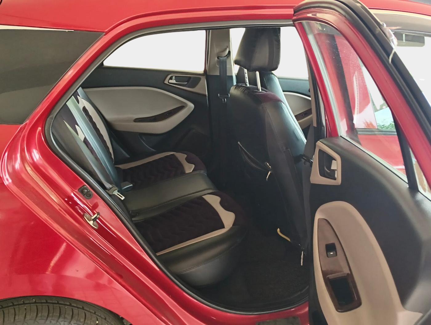 2018 Hyundai Elite i20 ASTA 1.2 (O), Petrol, Manual, 37,900 km, interior