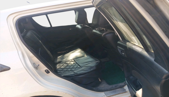 2012 Maruti Swift VXI, Petrol, Manual, 82,000 km, interior