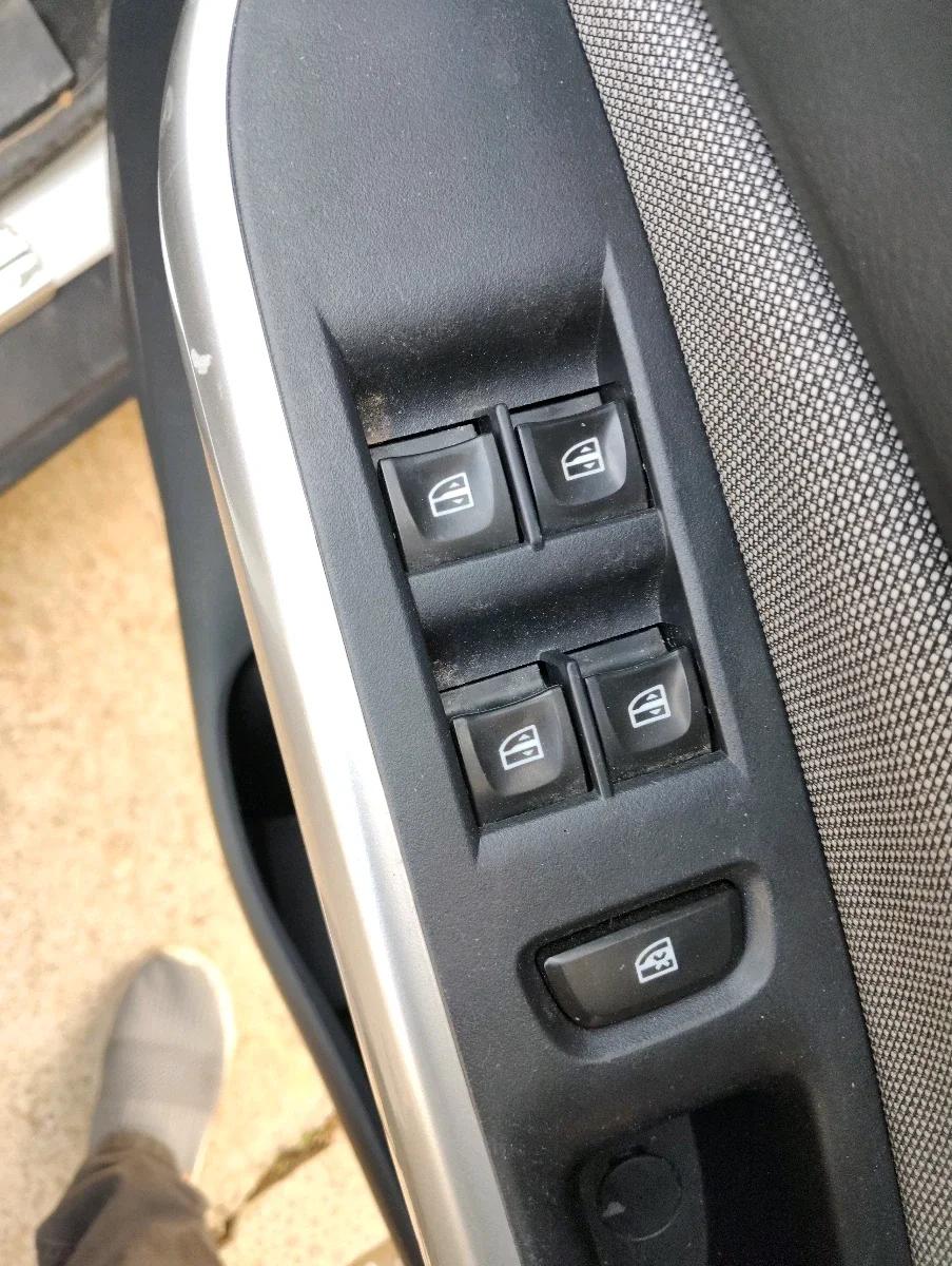 2023 Nissan MAGNITE XE, Petrol, Manual, 4,524 km, interior