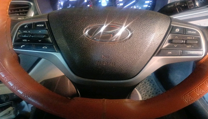 2019 Hyundai Verna 1.6 VTVT SX, Petrol, Manual, 78,669 km, interior