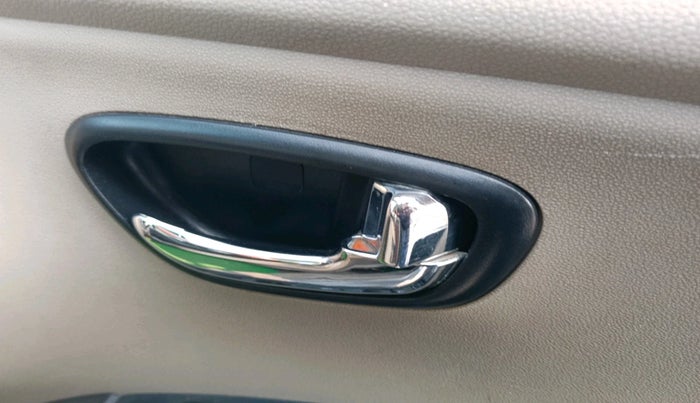 2011 Hyundai i10 SPORTZ 1.2, Petrol, Manual, 48,513 km, interior