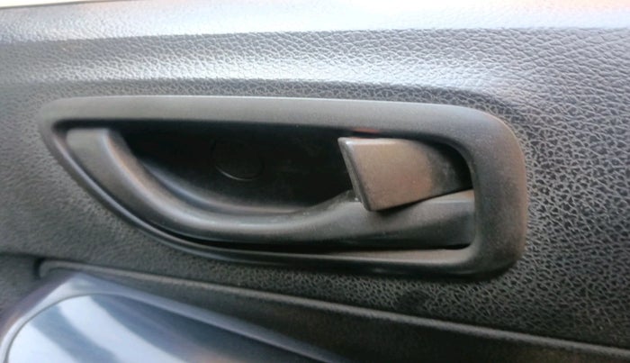 2016 Tata Zest XE 75PS DIESEL, Diesel, Manual, 1,79,583 km, interior