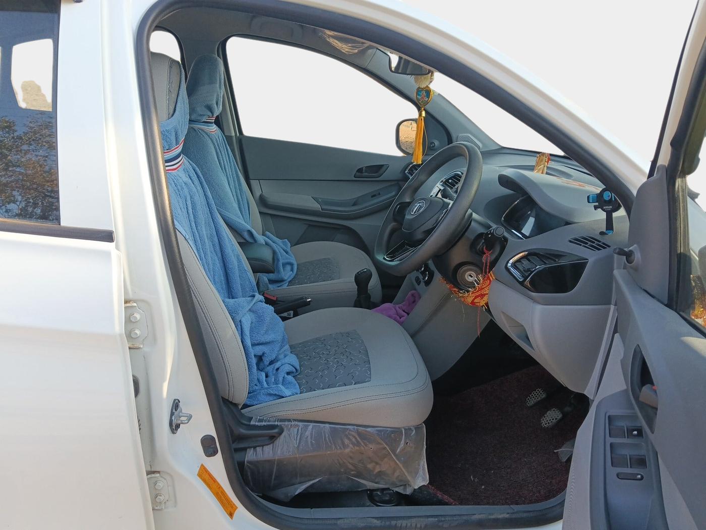 2023 Tata TIGOR XM PETROL, Petrol, Manual, 10,671 km, interior