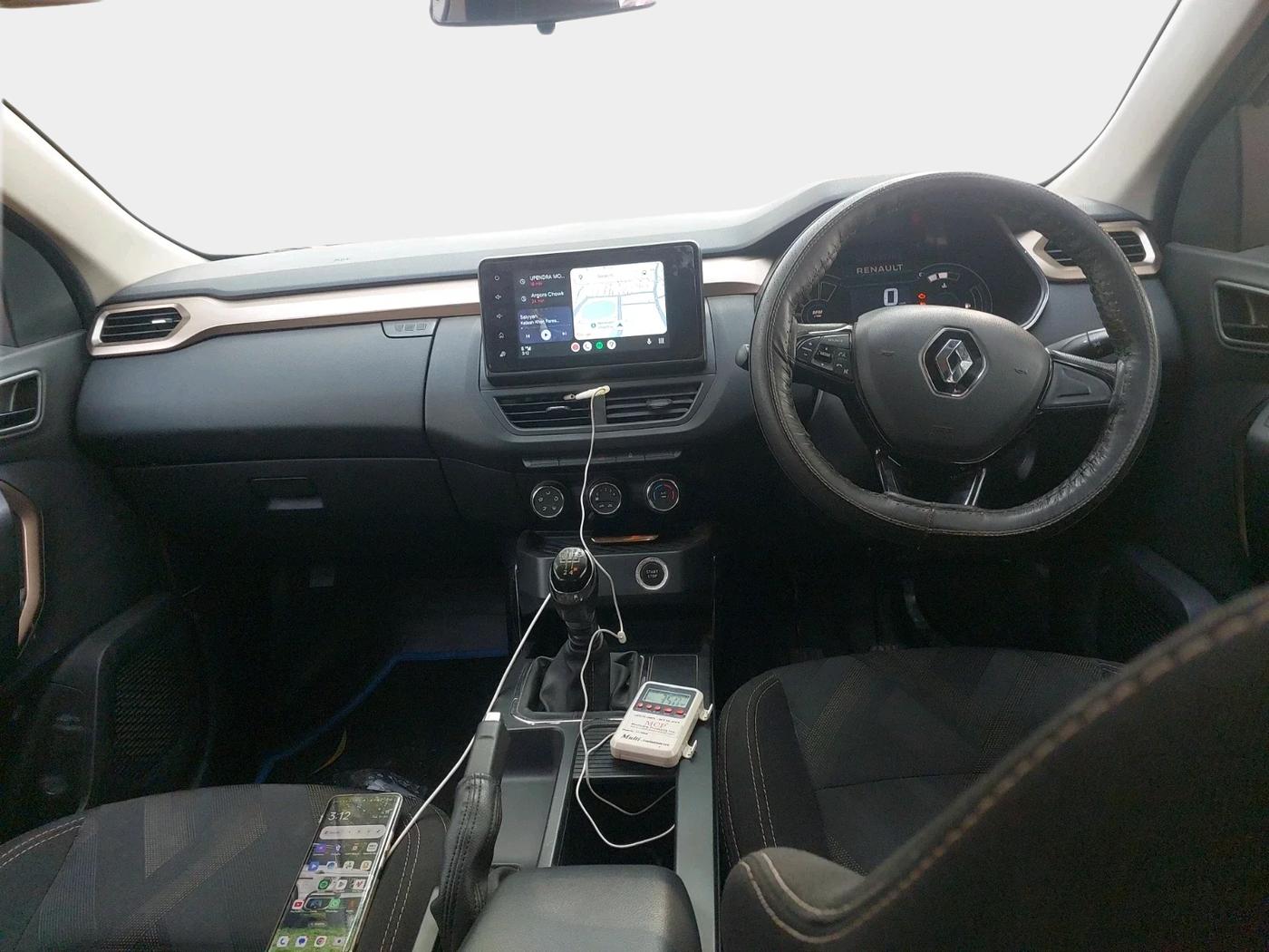 2021 Renault Kiger RXT MT, Petrol, Manual, 32,688 km, interior
