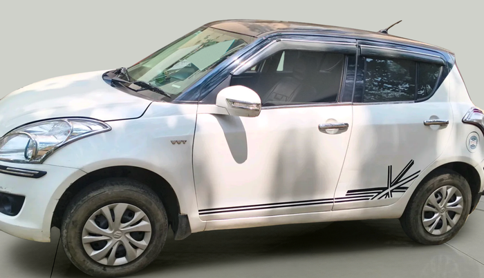 2013 Maruti Swift VXI, Petrol, Manual, 74,258 km, exterior