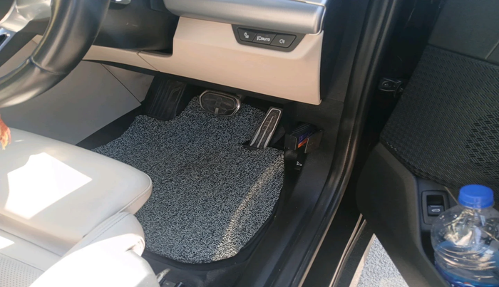 2024 BMW X1 sDrive18i M Sport, Petrol, Automatic, 33,106 km, interior