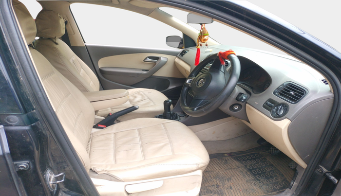 2011 Volkswagen Vento HIGHLINE 1.6 MPI, Petrol, Manual, 62,864 km, interior