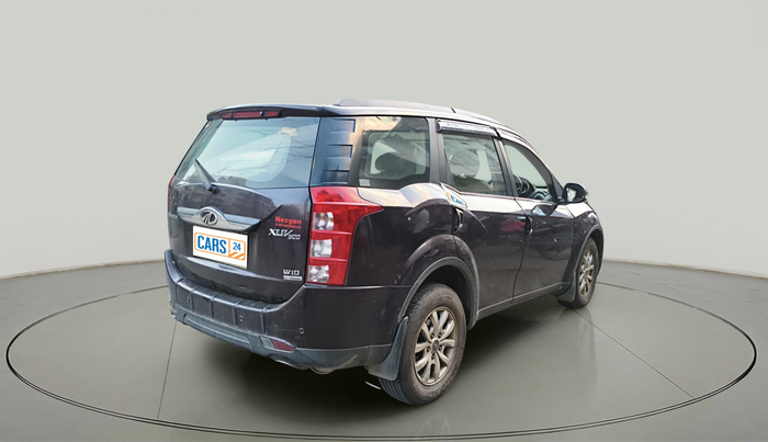 2018 Mahindra XUV500 W10 AT, Diesel, Automatic, 72,869 km, exterior