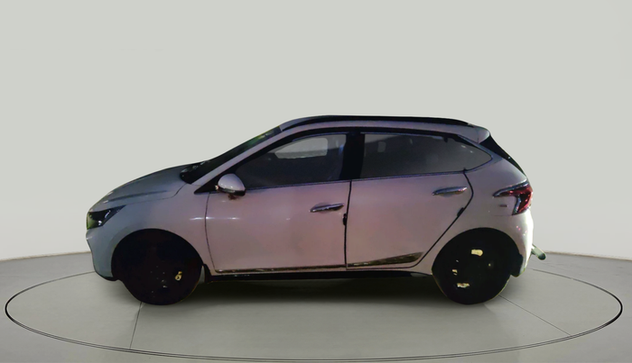 2021 Hyundai NEW I20 SPORTZ 1.2 MT, Petrol, Manual, 28,224 km, exterior