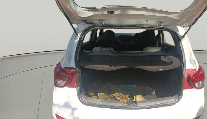 2014 Hyundai Grand i10 SPORTZ 1.2 KAPPA VTVT, Petrol, Manual, 85,267 km, exterior