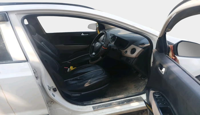 2014 Hyundai Grand i10 SPORTZ 1.2 KAPPA VTVT, Petrol, Manual, 85,267 km, interior