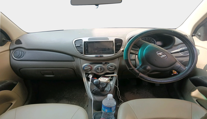 2011 Hyundai i10 ERA 1.1, Petrol, Manual, 1,12,927 km, interior