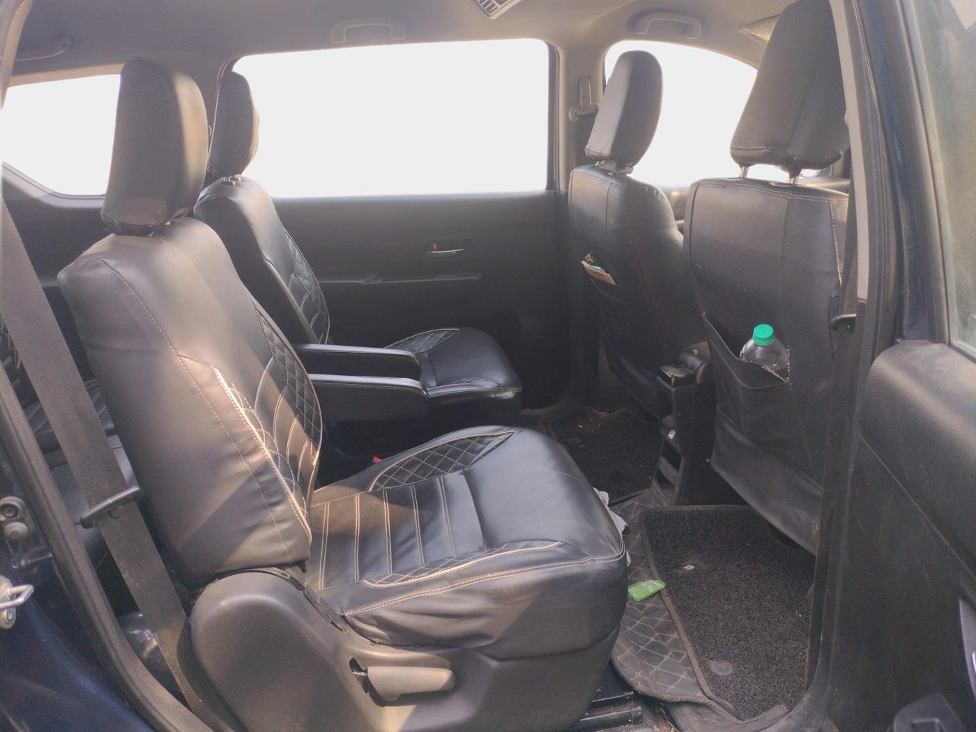 2022 Maruti XL6 ALPHA MT, Petrol, Manual, 86,360 km, interior