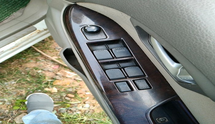 2011 Maruti SX4 ZXI, Petrol, Manual, 77,611 km, interior